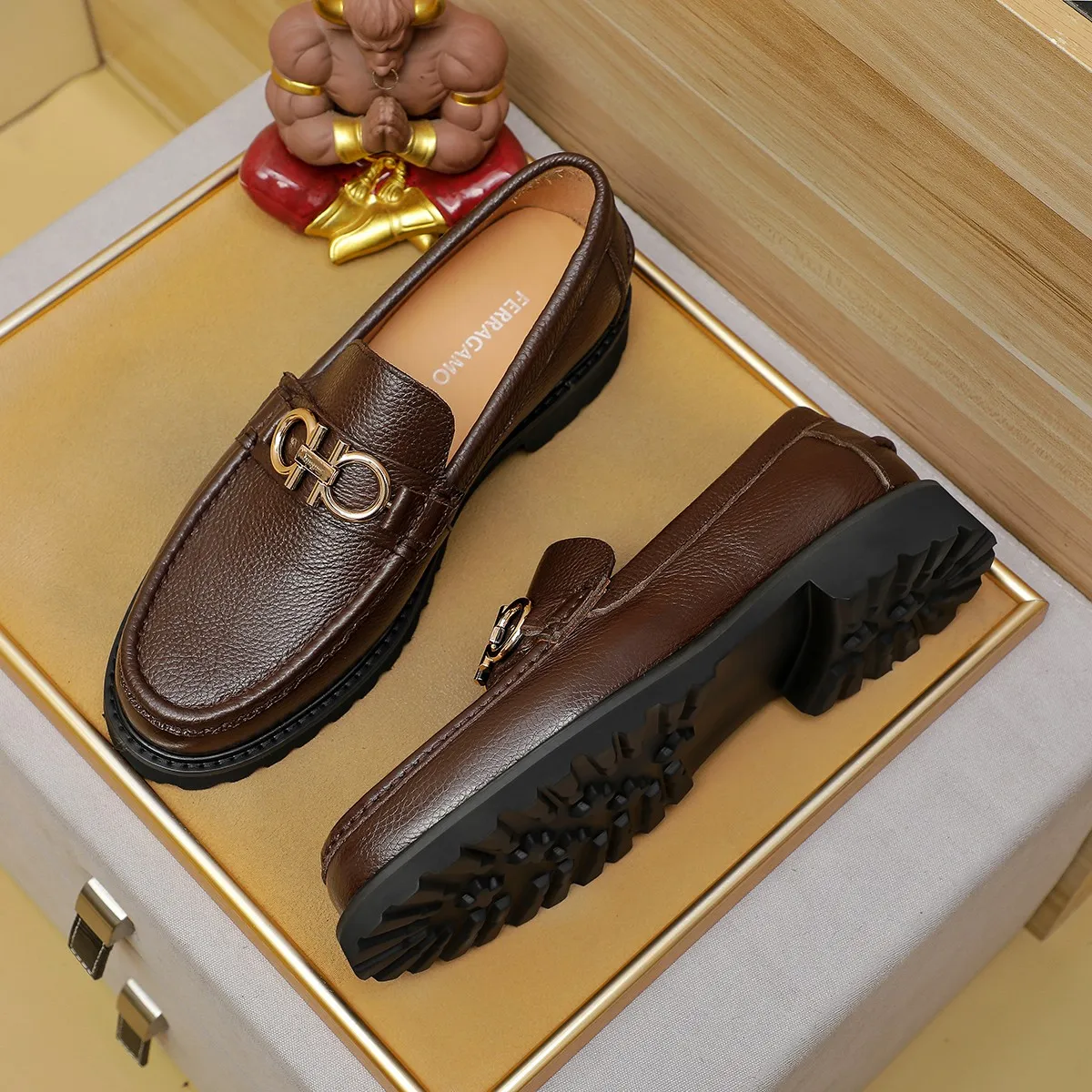 Men's shoes 💰440 Ferragamo [Ferragamo] top imported suit men's shoes 💯Original copy of the official website, product materials: selected imported embossed calfskin + luxury hardware buckle accessories ~ imported water-dyed cow 🐂 leather lining. Strong three-dimensional visual effect, original combination outsole, multiple colors available😘 Size: 39-44 (38.45.46. Customized)